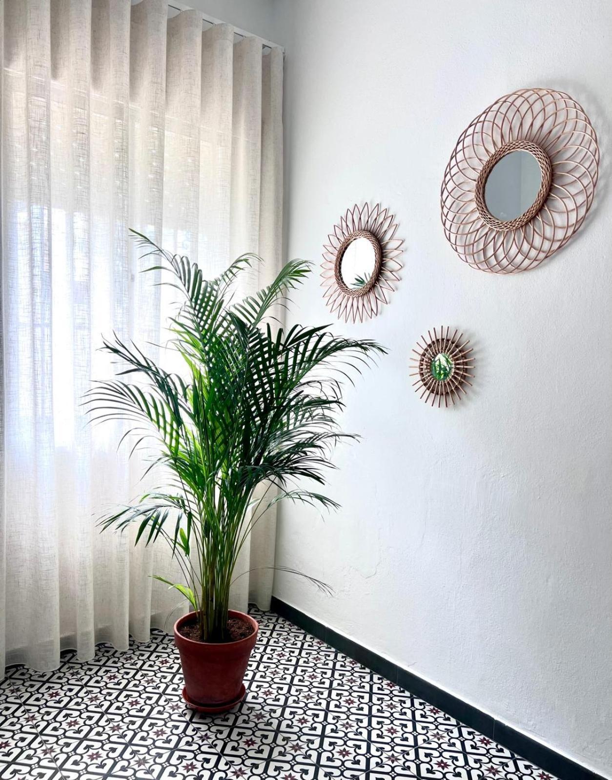 Hostal El Faro Чипиона Экстерьер фото